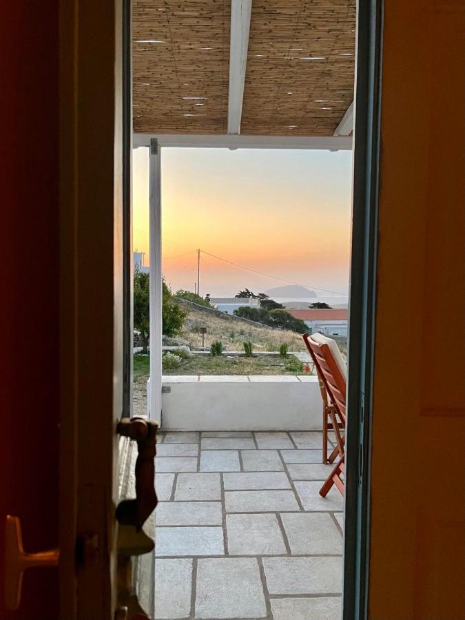 Salty Edge Holiday Home Serifos Town Exterior photo